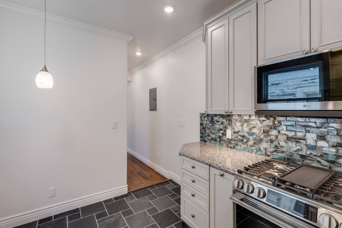 Apartment for rent at 412-416 Broderick St, San Francisco, CA 94117