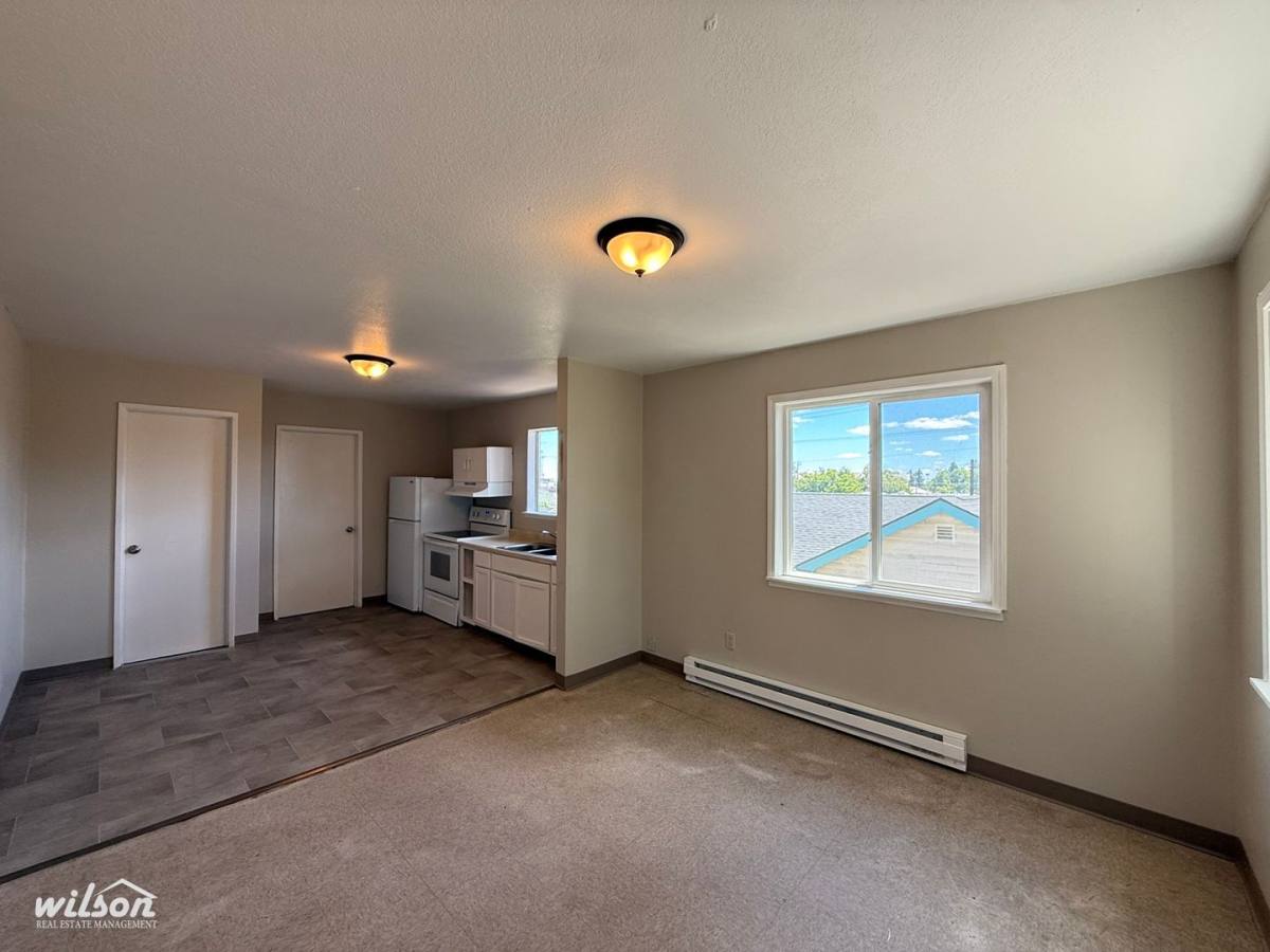 Apartment for rent at 809 S 9th St, Yakima, WA 98901