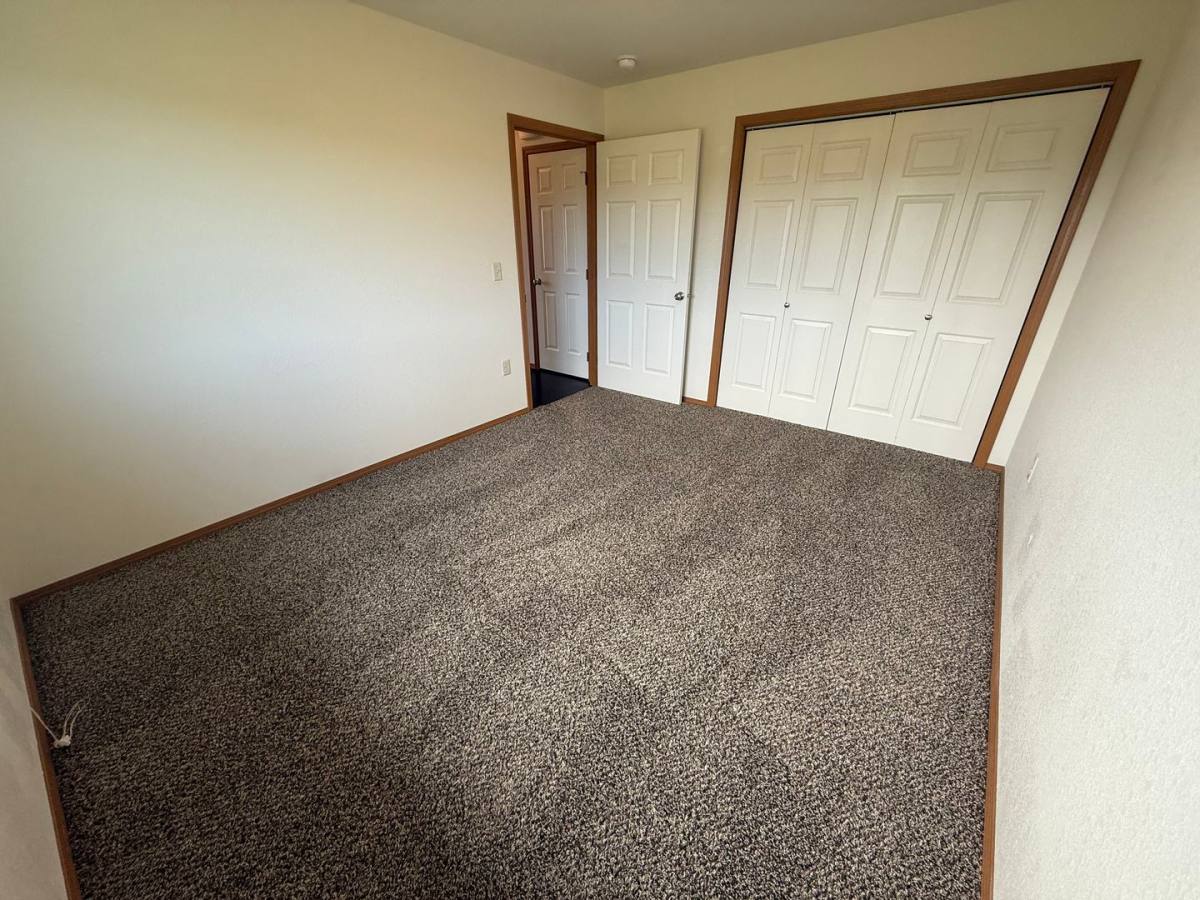 Apartment for rent at 505 16 Ave Circle NE, Watertown, SD 57201