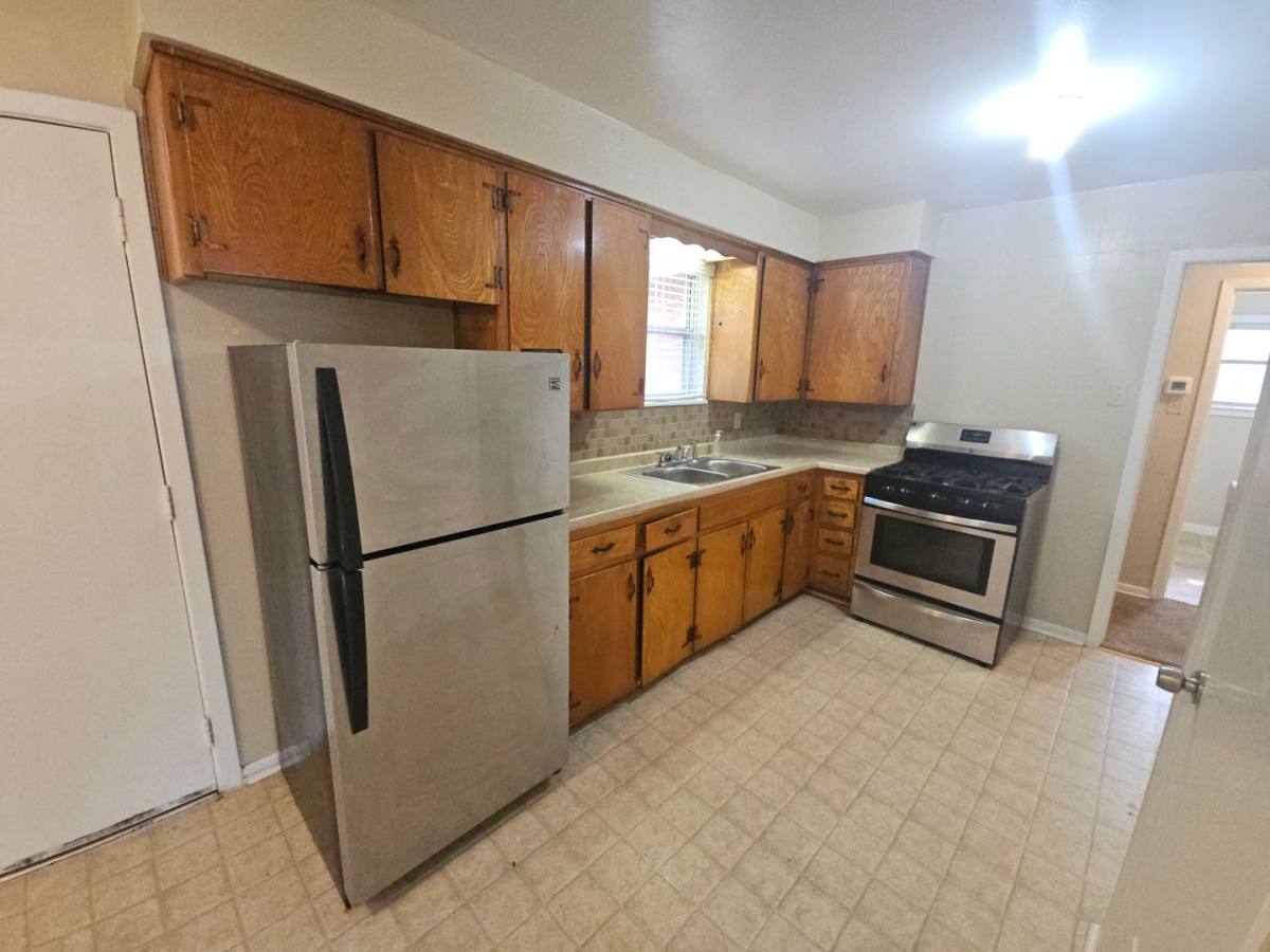 House for rent at 6419 Onyx Dr N, North Richland Hills, TX 76180