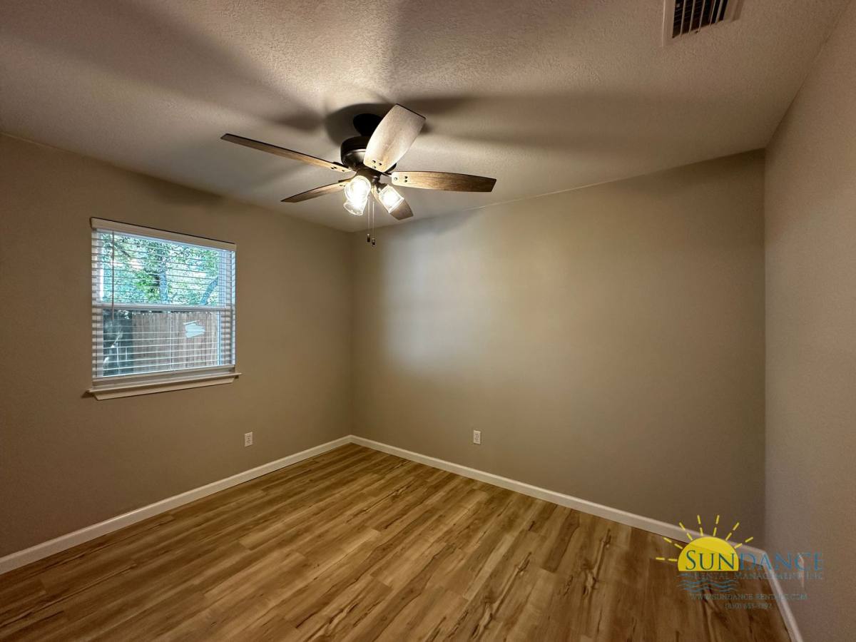 Apartment for rent at 110 Hawkins Rd, Fort Walton Beach, FL 32547
