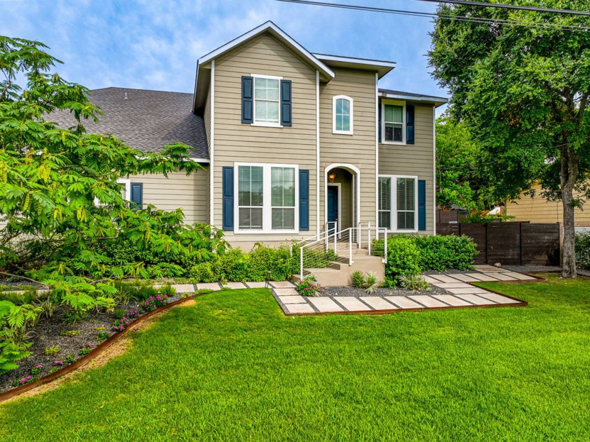 House for rent at 2600 San Juan Dr, Austin, TX 78733