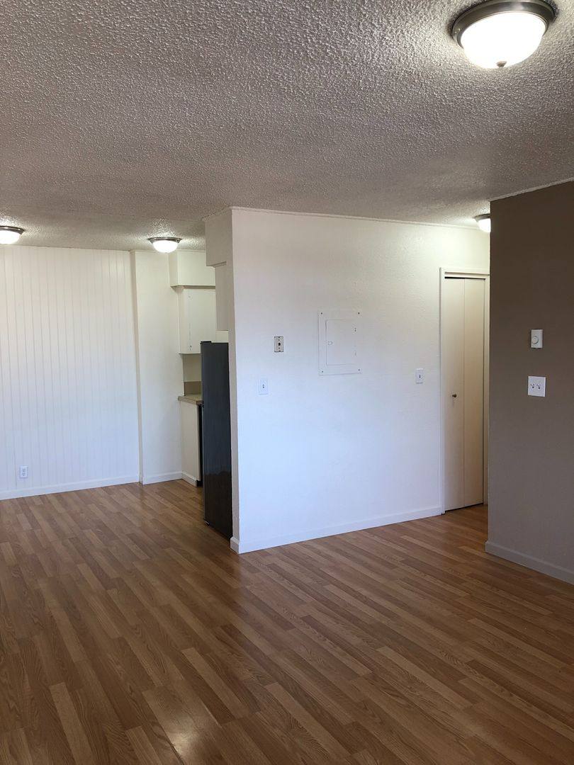 Apartment for rent at 520 Ivy St, Junction City, OR 97448