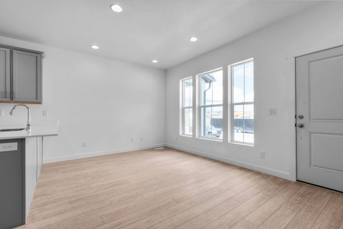 Townhouse for rent at 1618 E 6820 N, Eagle Mountain, UT 84005