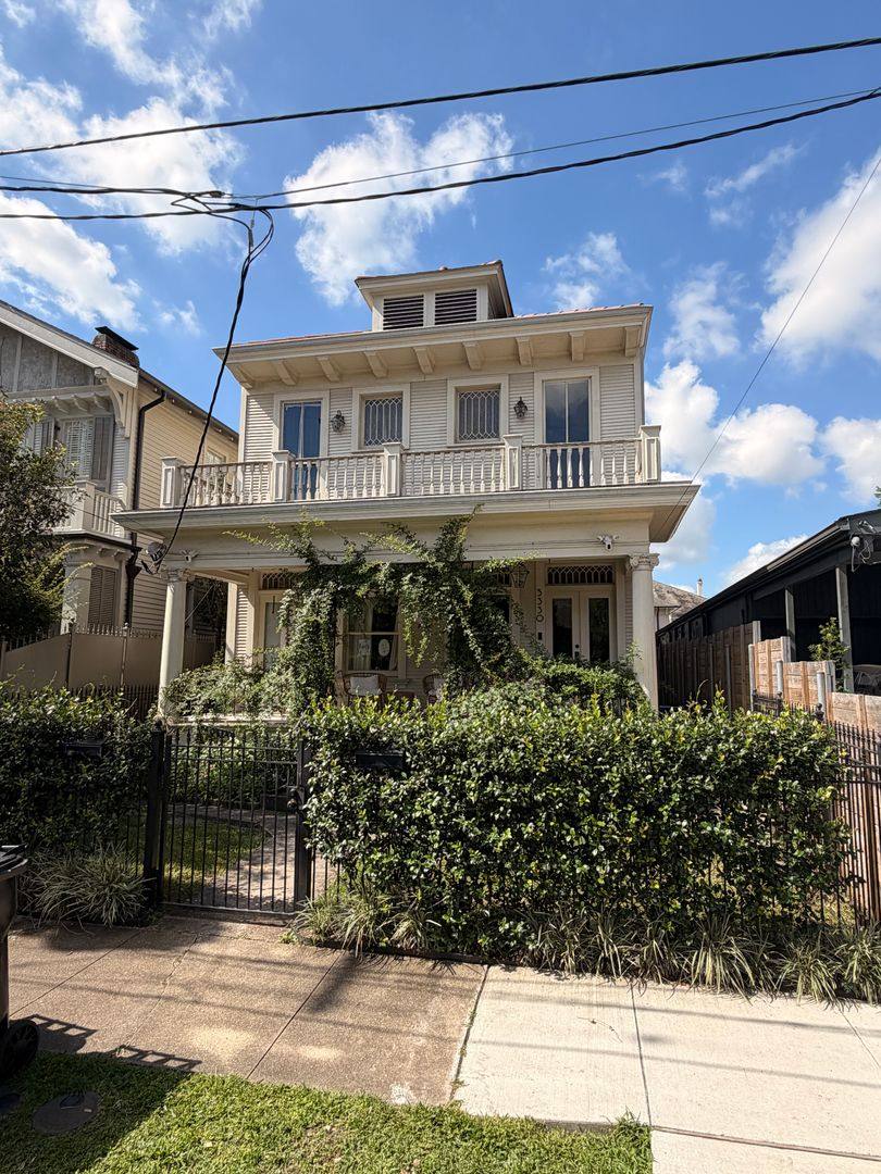 Apartment for rent at 5330 Dryades St, New Orleans, LA 70115