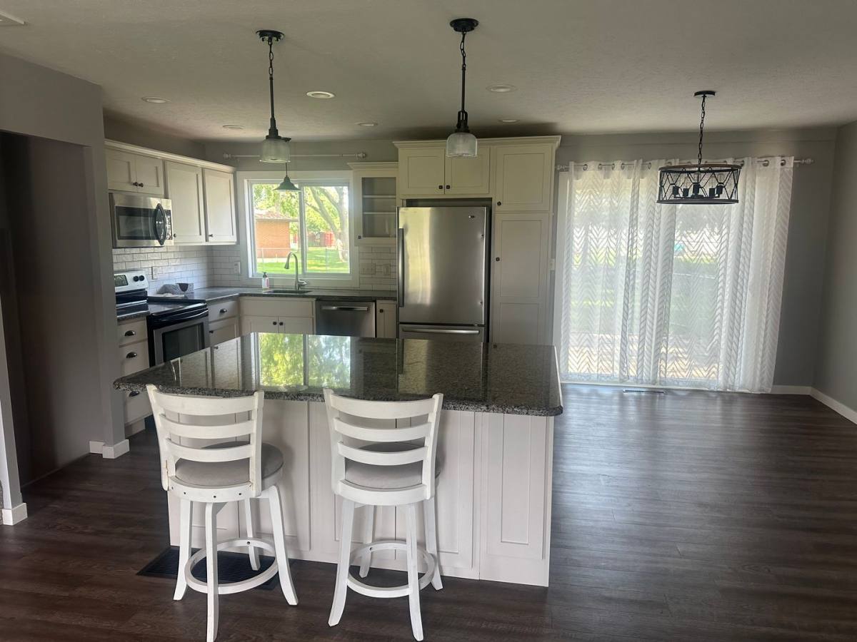 House for rent at 537 E Memorial Dr, Grand Island, NE 68801