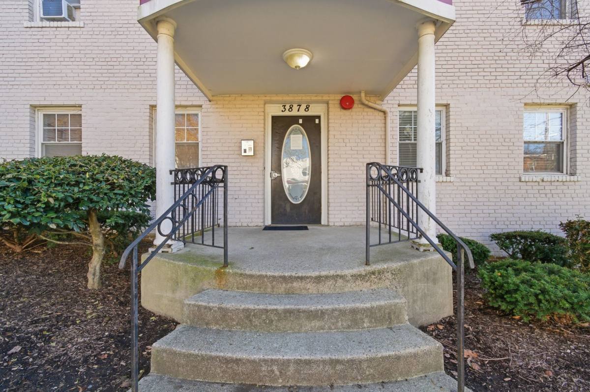 House for rent at 3878 9th St SE #102, Washington, DC 20032
