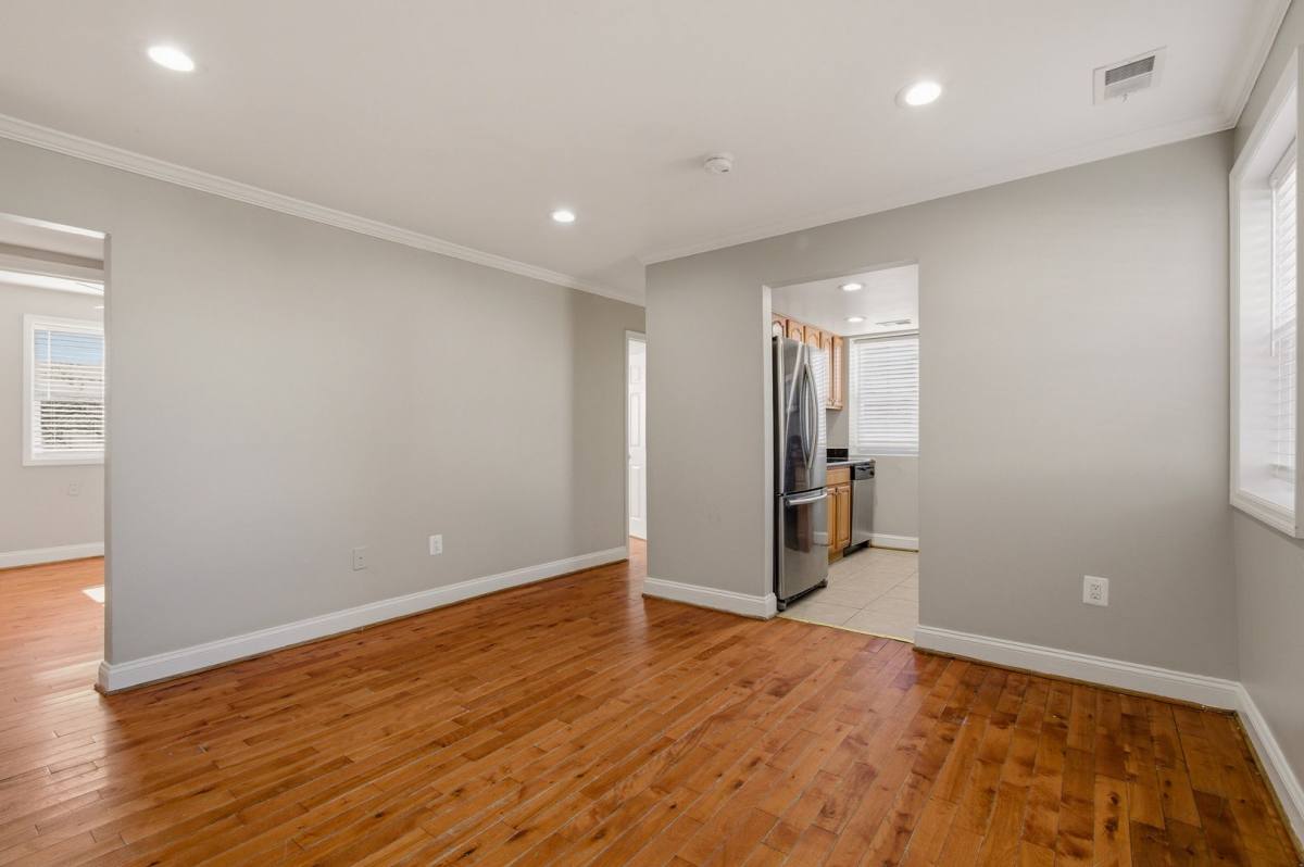 House for rent at 3878 9th St SE #102, Washington, DC 20032