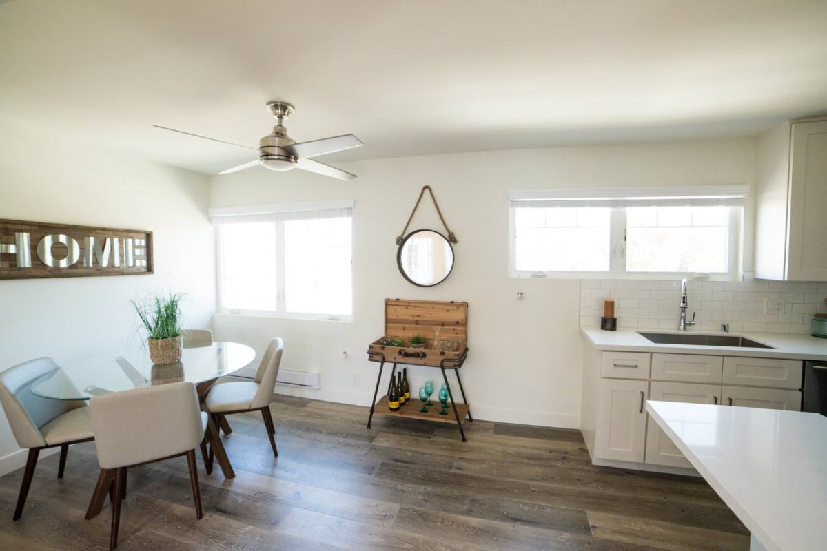Apartment for rent at 201 S Broadway, Redondo Beach, CA 90277