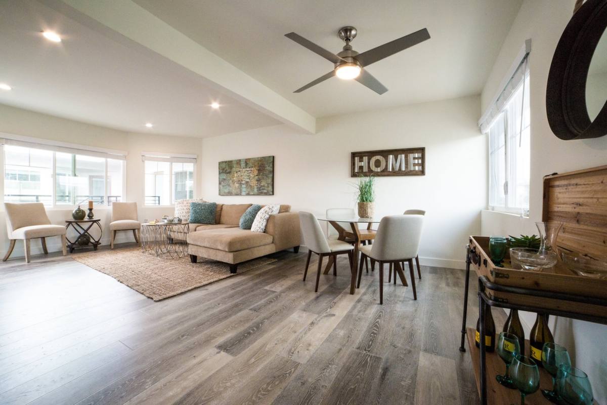 Apartment for rent at 201 S Broadway, Redondo Beach, CA 90277