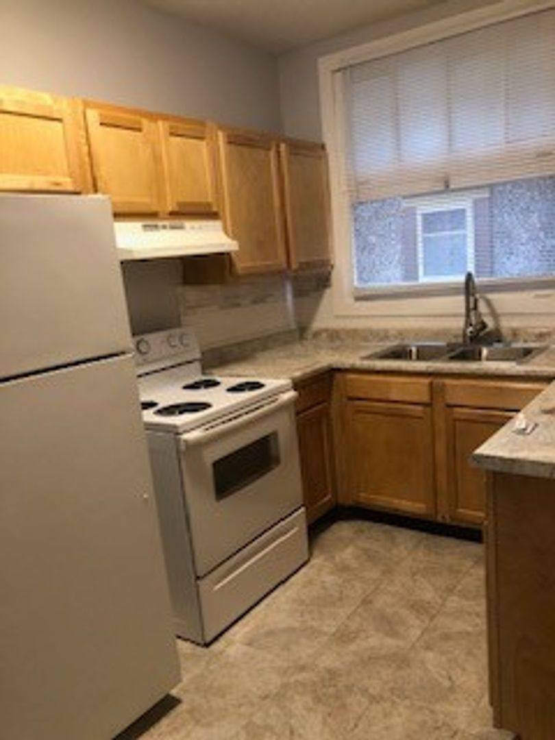 Apartment for rent at 3558 Washington Blvd, Indianapolis, IN 46205