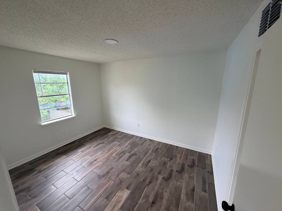 Apartment for rent at 155 N Iowa Ave, Brownsville, TX 78521