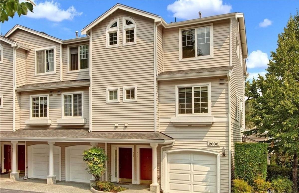 House for rent at 2030 132nd Ave SE, Bellevue, WA 98005