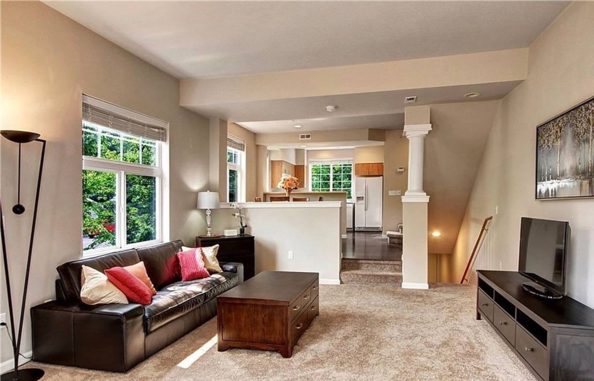 House for rent at 2030 132nd Ave SE, Bellevue, WA 98005