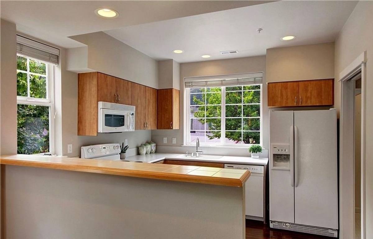House for rent at 2030 132nd Ave SE, Bellevue, WA 98005