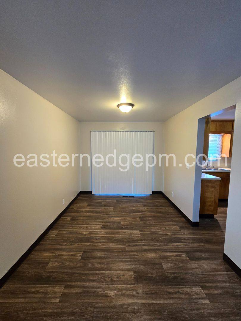 Apartment for rent at 1431-1435 NW 3rd Ave, Ontario, OR 97914