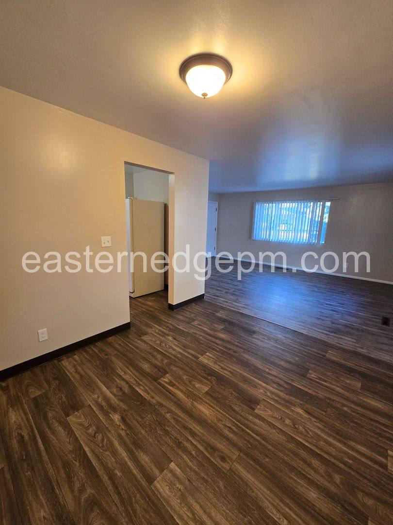 Apartment for rent at 1431-1435 NW 3rd Ave, Ontario, OR 97914