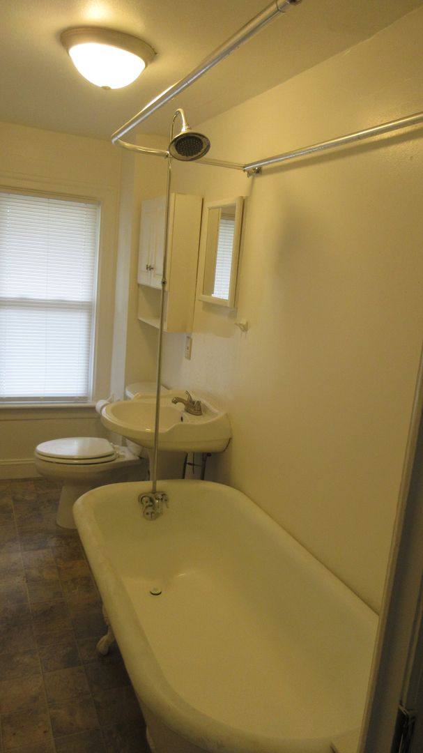 Apartment for rent at 332-334 Central Ave, Hagerstown, MD 21740
