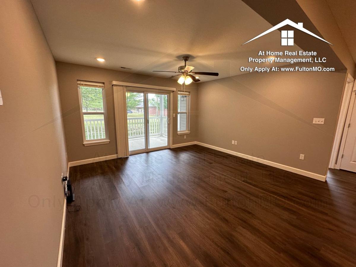 Apartment for rent at 2620 N Bluff St #102, Fulton, MO 65251
