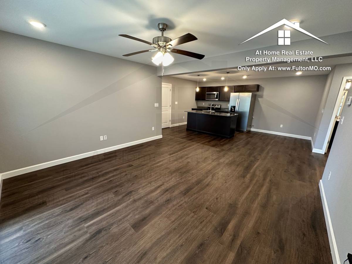 Apartment for rent at 2620 N Bluff St #102, Fulton, MO 65251