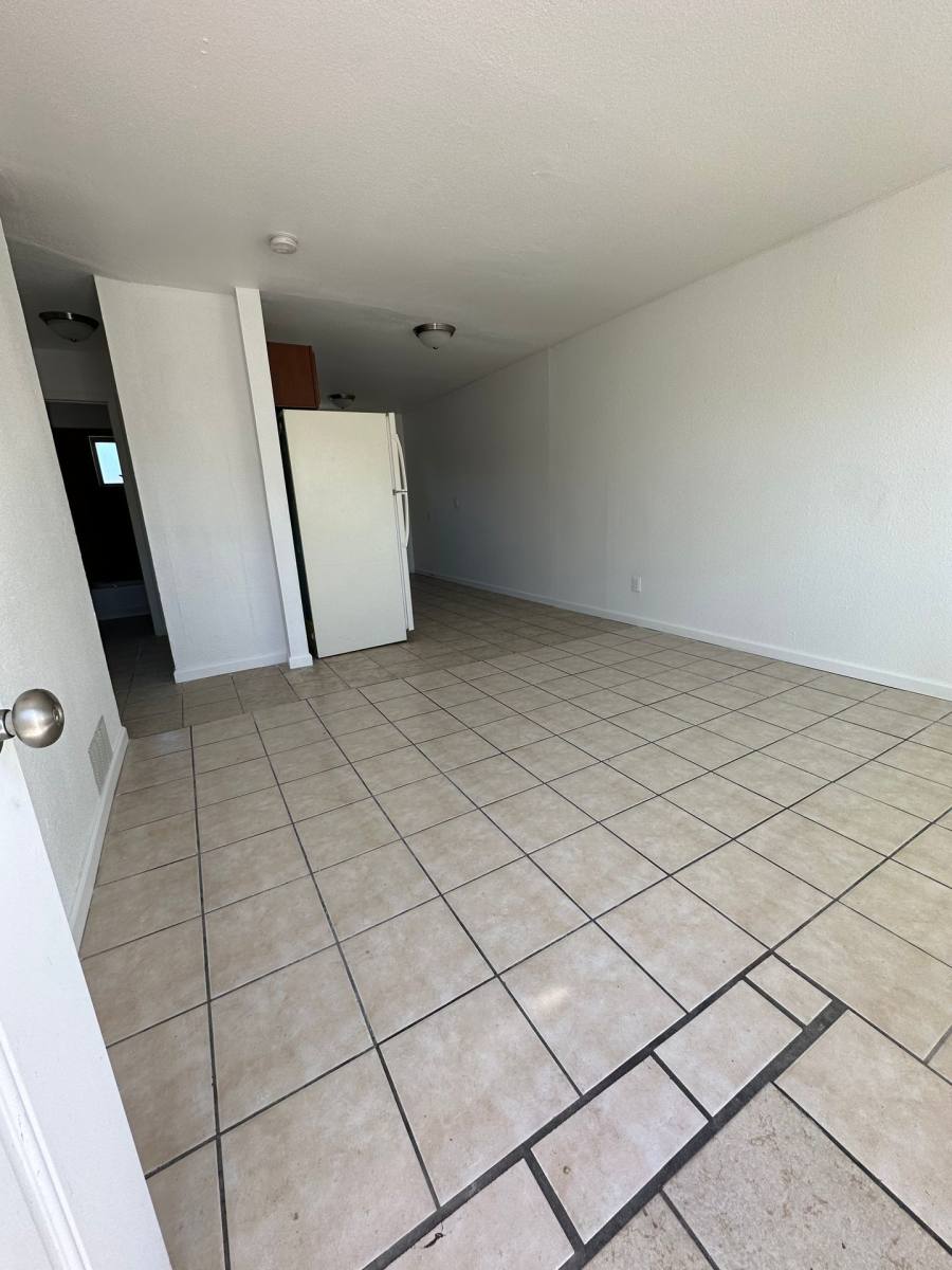 Apartment for rent at 316 & 320 Pennsylvania St NE, Albuquerque, NM 87108