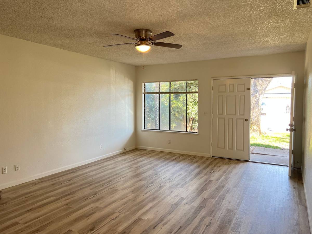 Apartment for rent at 3512-3514 Hanks St, Sacramento, CA 95826