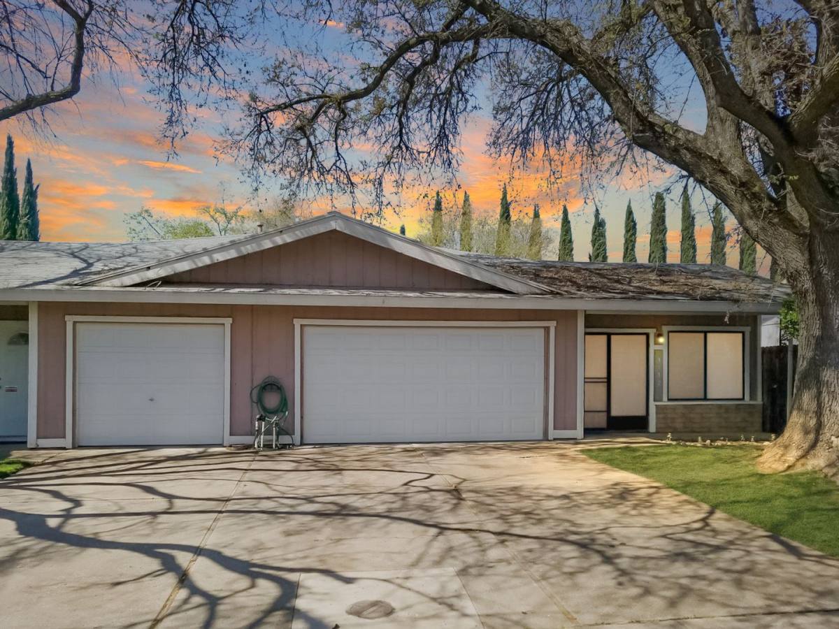 Apartment for rent at 3512-3514 Hanks St, Sacramento, CA 95826