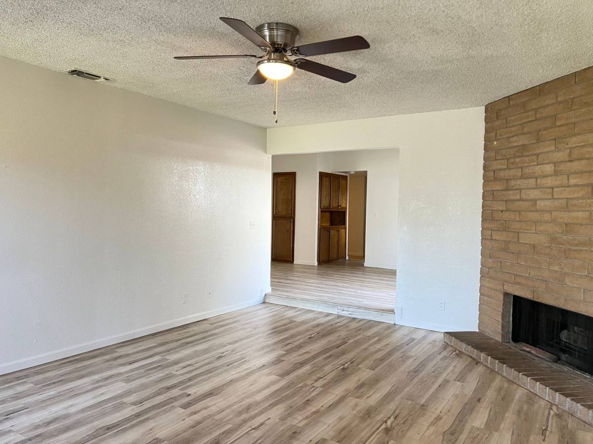 Apartment for rent at 3512-3514 Hanks St, Sacramento, CA 95826