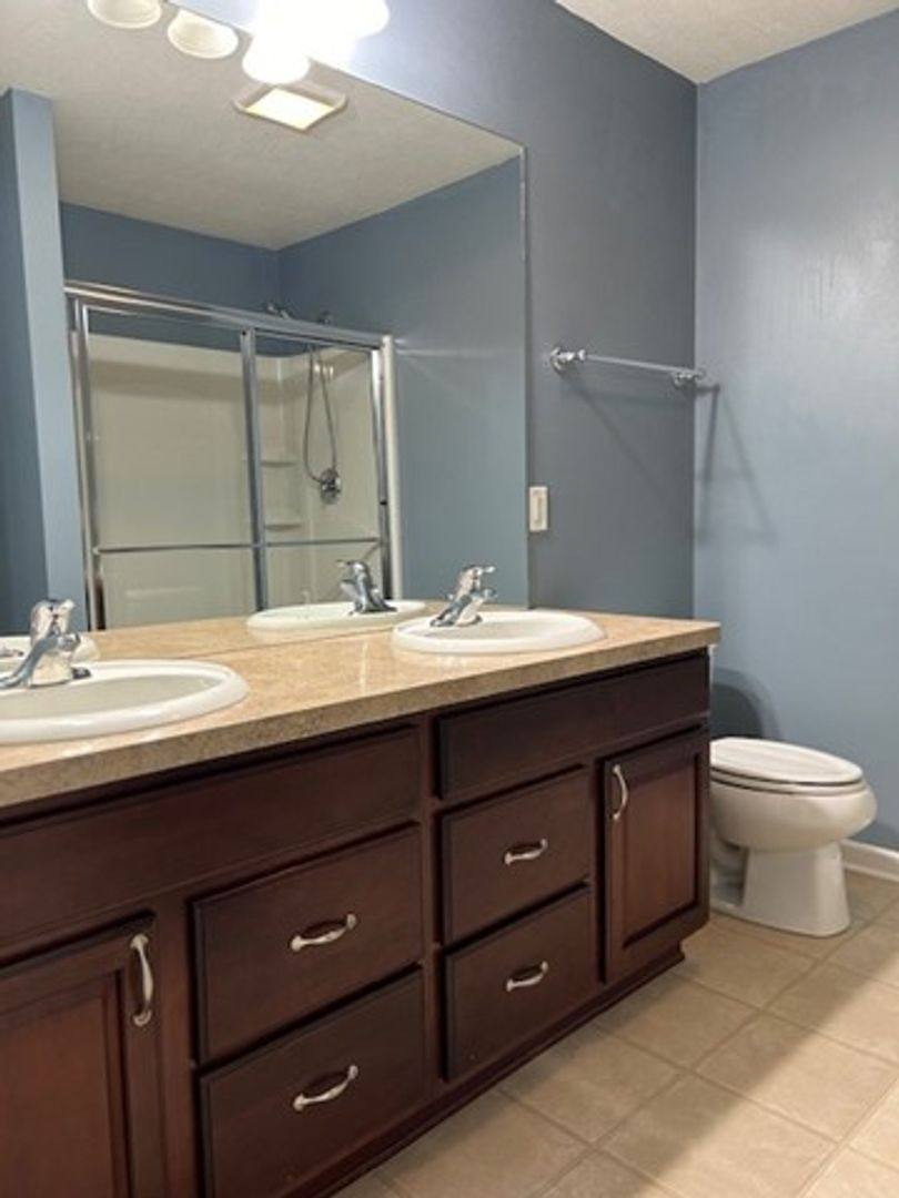 Townhouse for rent at 304 Kelsey Dr, Akron, OH 44321