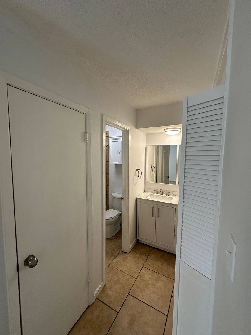 Condo for rent at 635 Patterson, Memphis, TN 38111