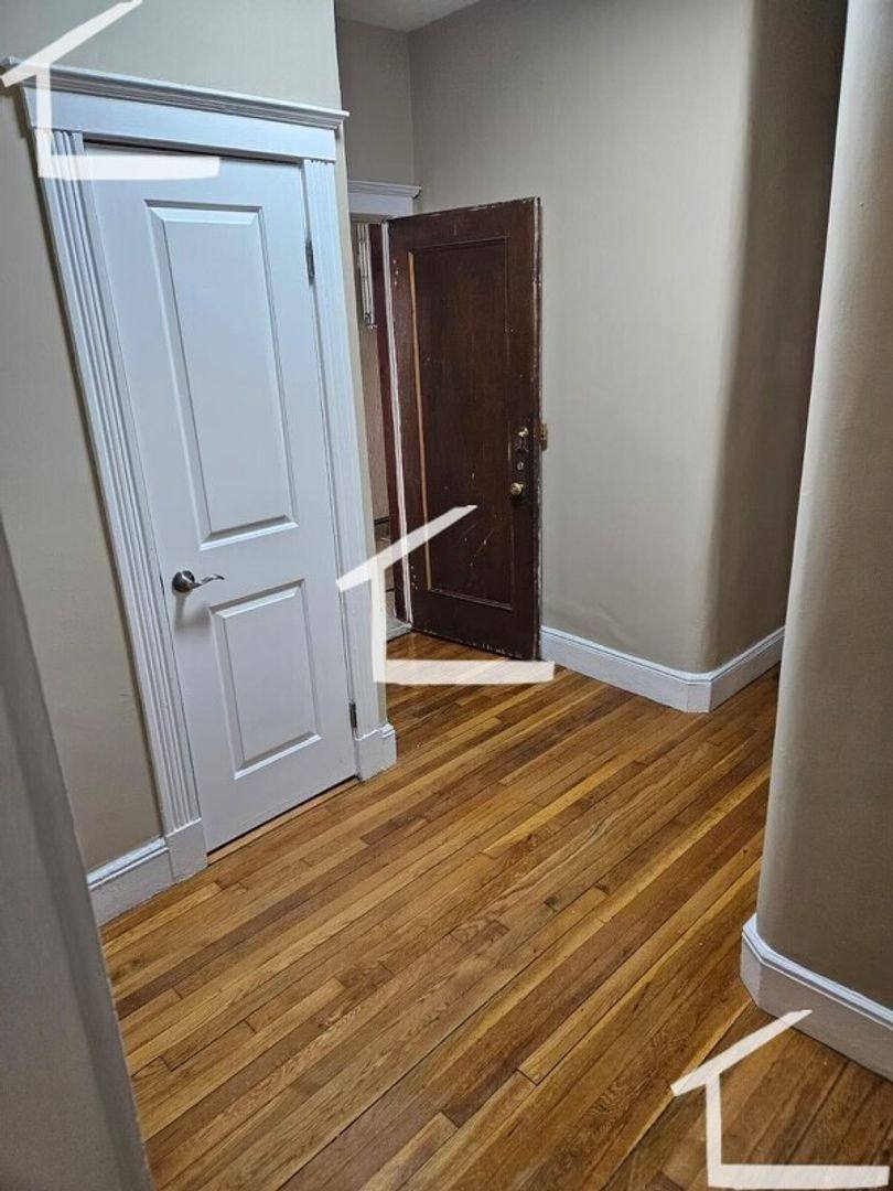 Apartment for rent at 32 Sidlaw Rd #1, Allston, MA 02134