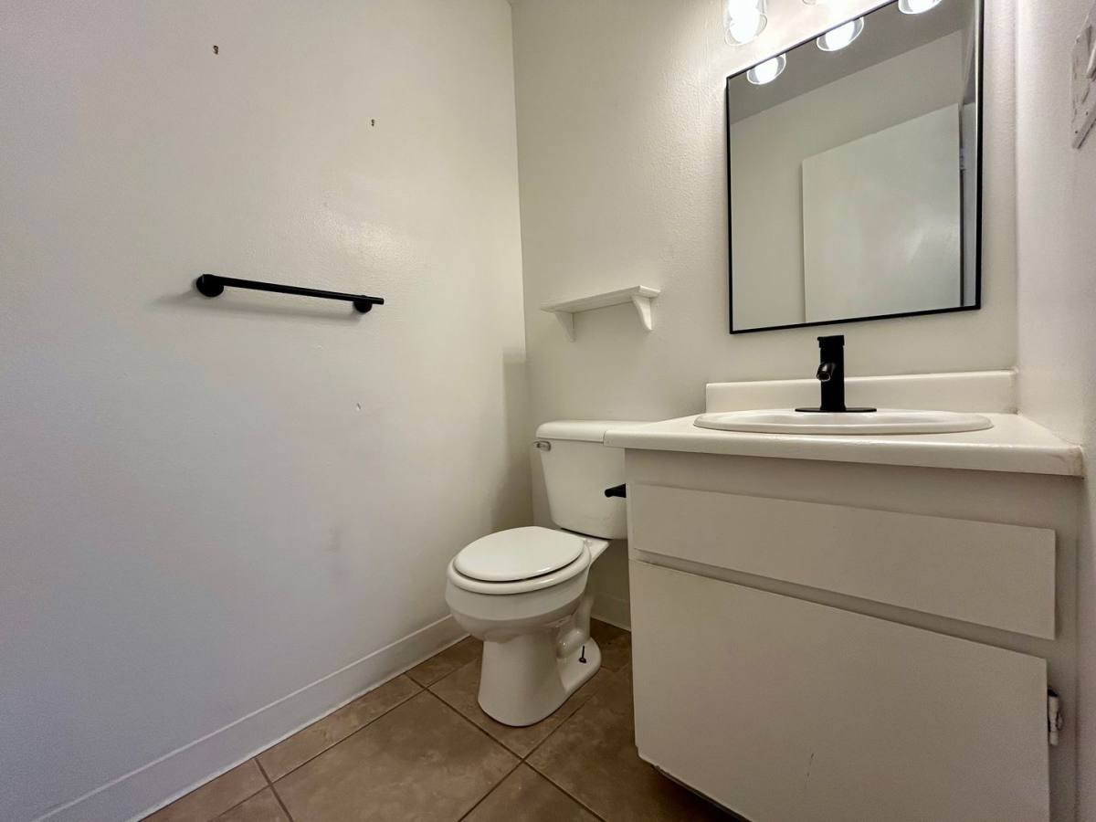 House for rent at 345 NE 105th St, Vancouver, WA 98685