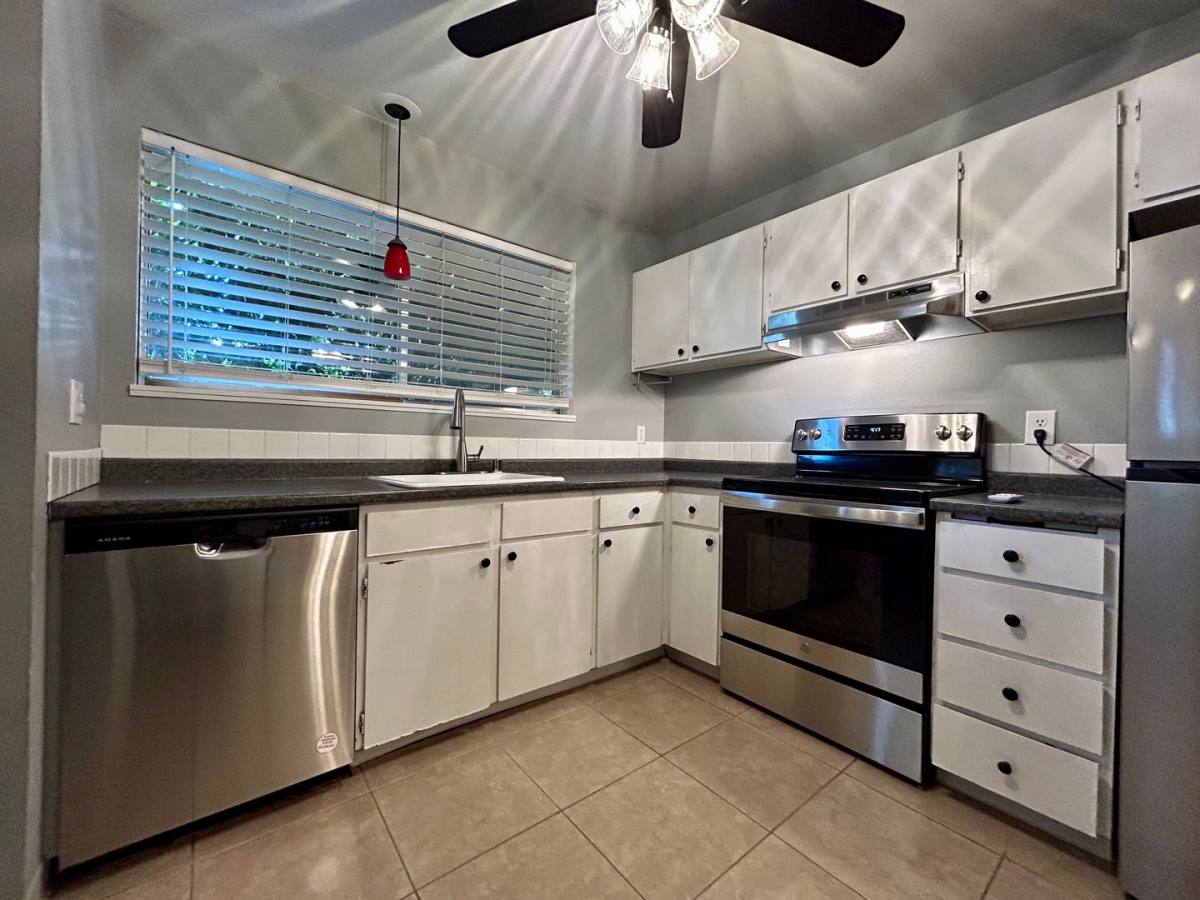 House for rent at 345 NE 105th St, Vancouver, WA 98685