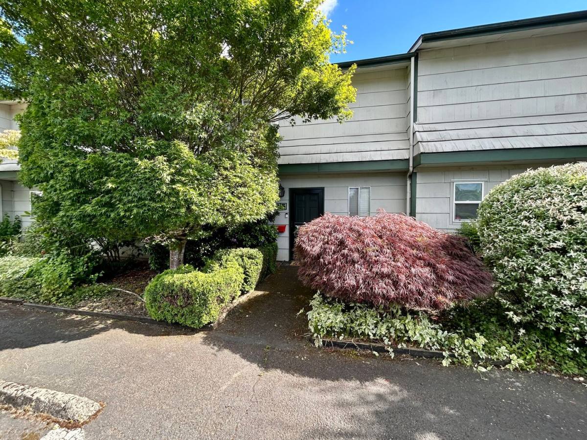 House for rent at 345 NE 105th St, Vancouver, WA 98685