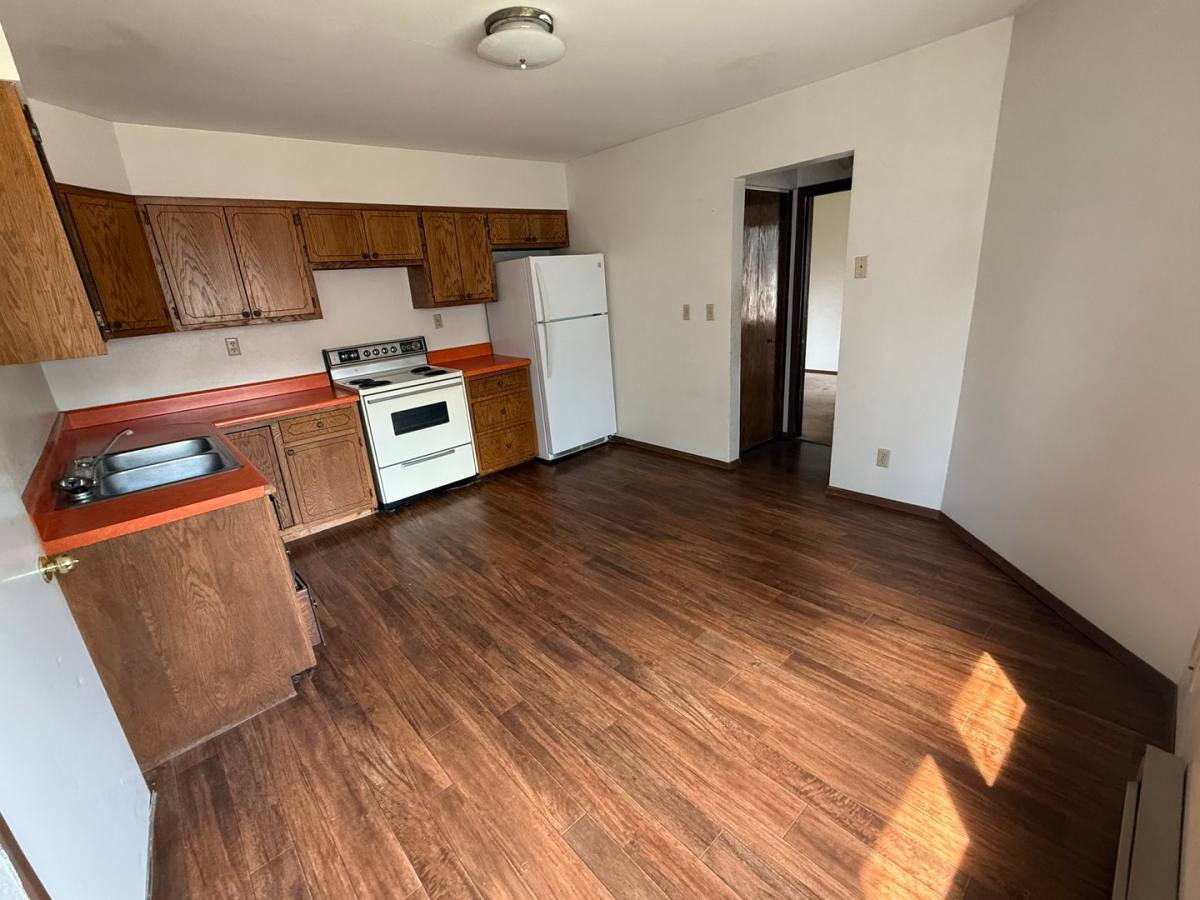 Apartment for rent at 618 N Broadway, Watertown, SD 57201