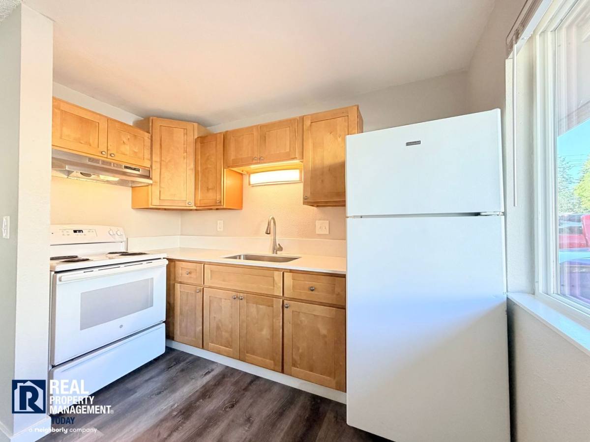 Apartment for rent at 6415 Steilacoom Blvd SW, Lakewood, WA 98499
