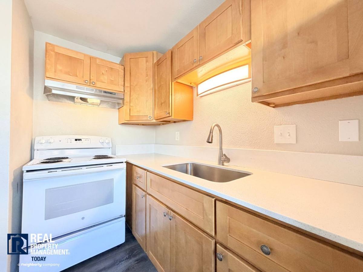 Apartment for rent at 6415 Steilacoom Blvd SW, Lakewood, WA 98499