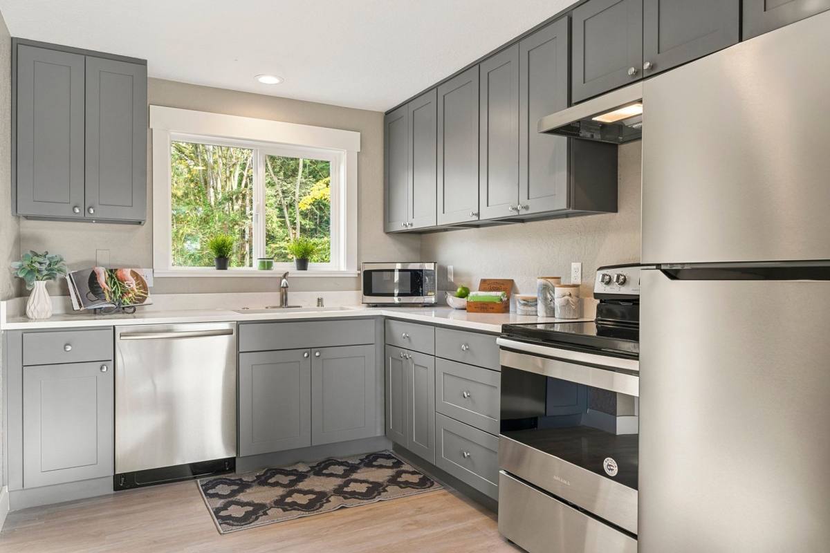 Apartment for rent at 9110 Redmond-Woodinville Rd NE, Redmond, WA 98052