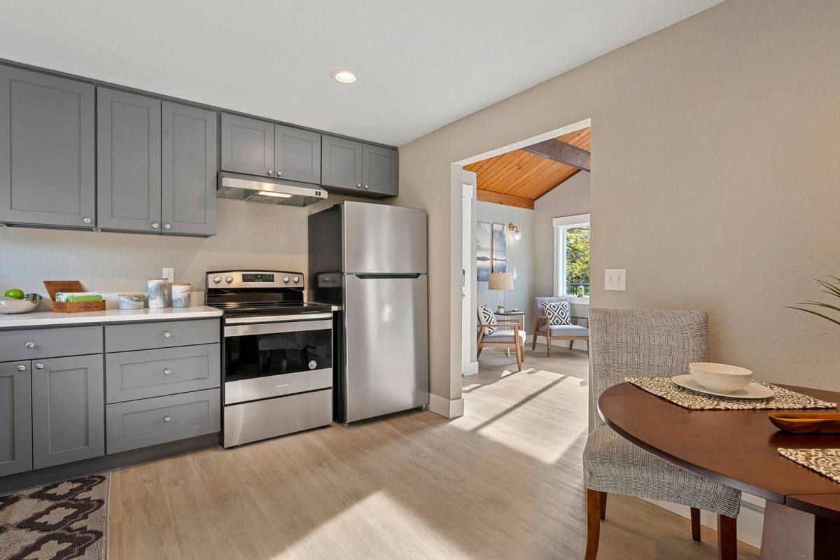 Apartment for rent at 9110 Redmond-Woodinville Rd NE, Redmond, WA 98052