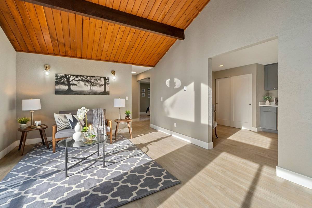 Apartment for rent at 9110 Redmond-Woodinville Rd NE, Redmond, WA 98052