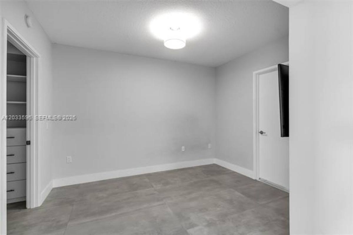 Apartment for rent at 300 Sunny Isles Blvd, North Miami Beach, FL 33160