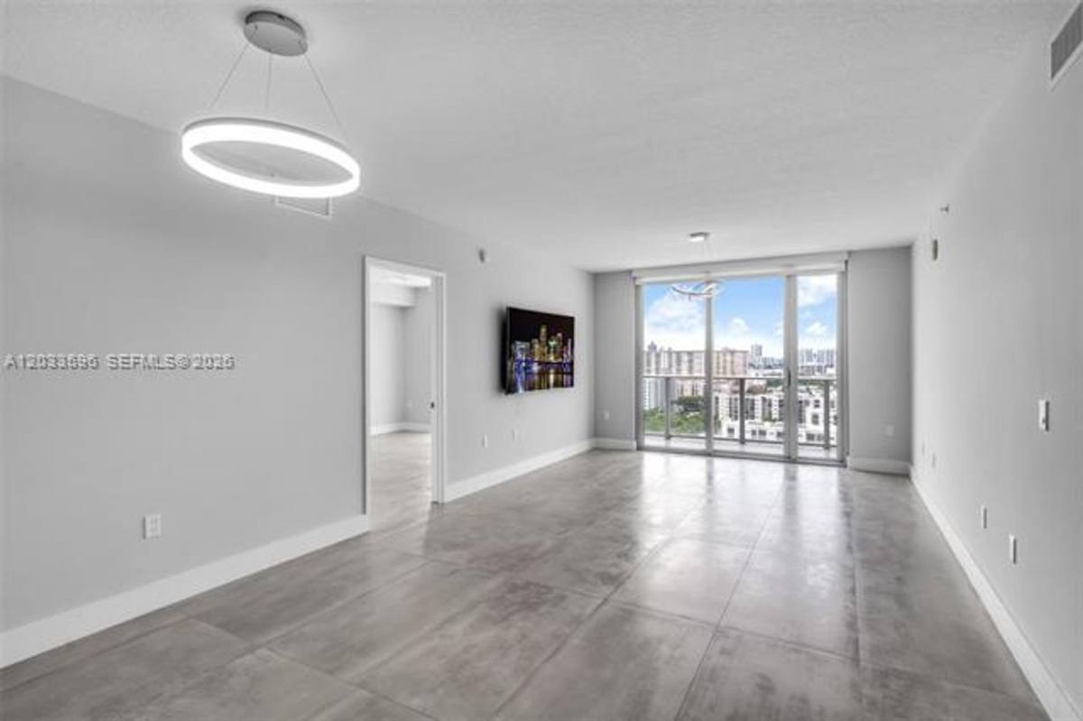 Apartment for rent at 300 Sunny Isles Blvd, North Miami Beach, FL 33160