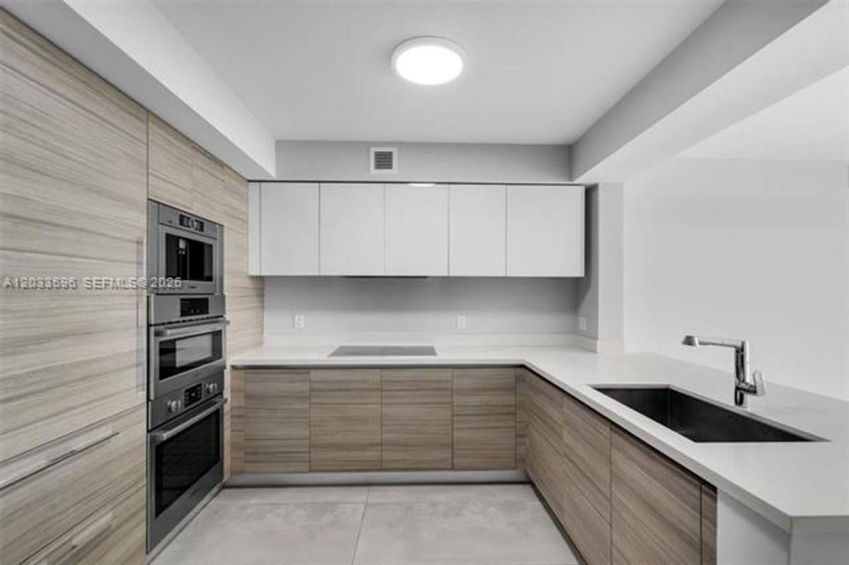 Apartment for rent at 300 Sunny Isles Blvd, North Miami Beach, FL 33160