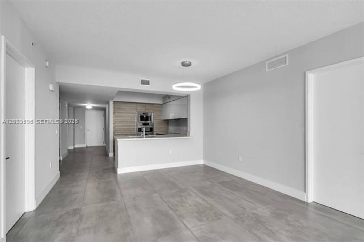Apartment for rent at 300 Sunny Isles Blvd, North Miami Beach, FL 33160