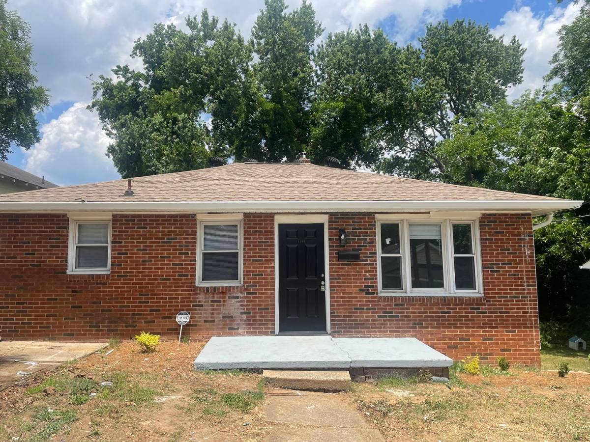 House for rent at 1409 NE 21st St, Winston Salem, NC 27105
