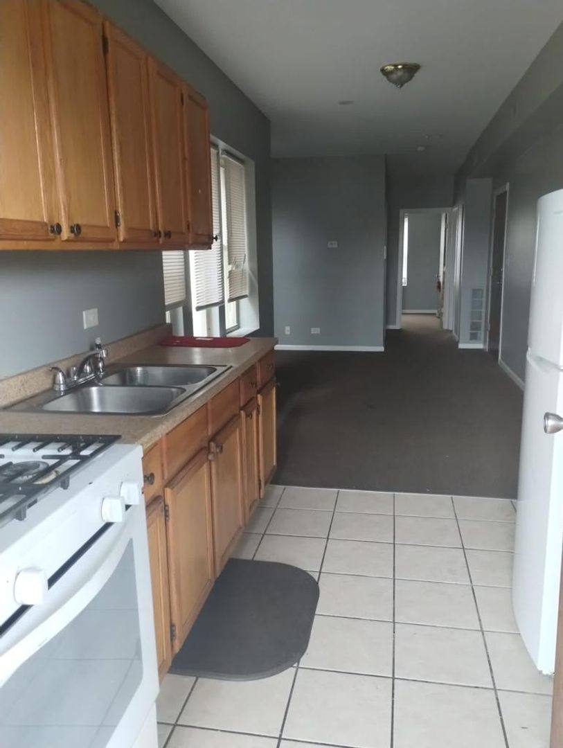 Apartment for rent at 8001 S Justine St, Chicago, IL 60620