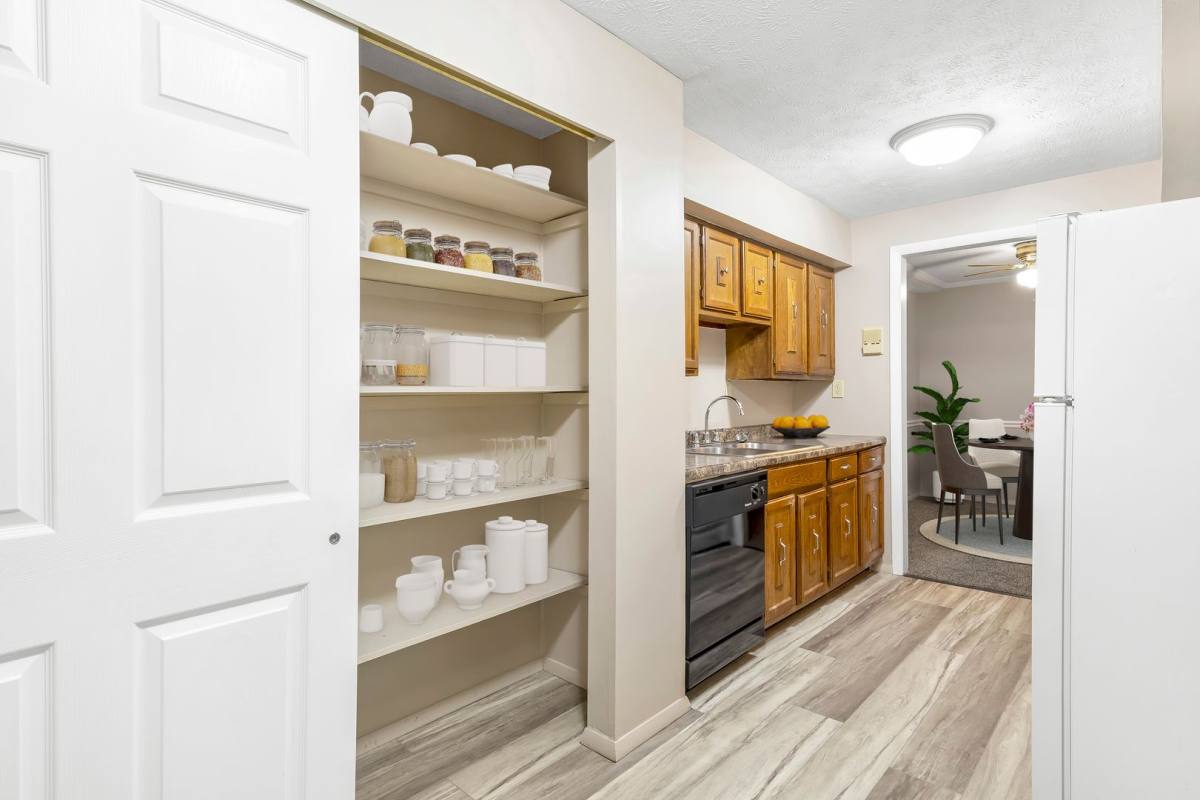 Apartment for rent at 7350-7410 W Blvd, Youngstown, OH 44512