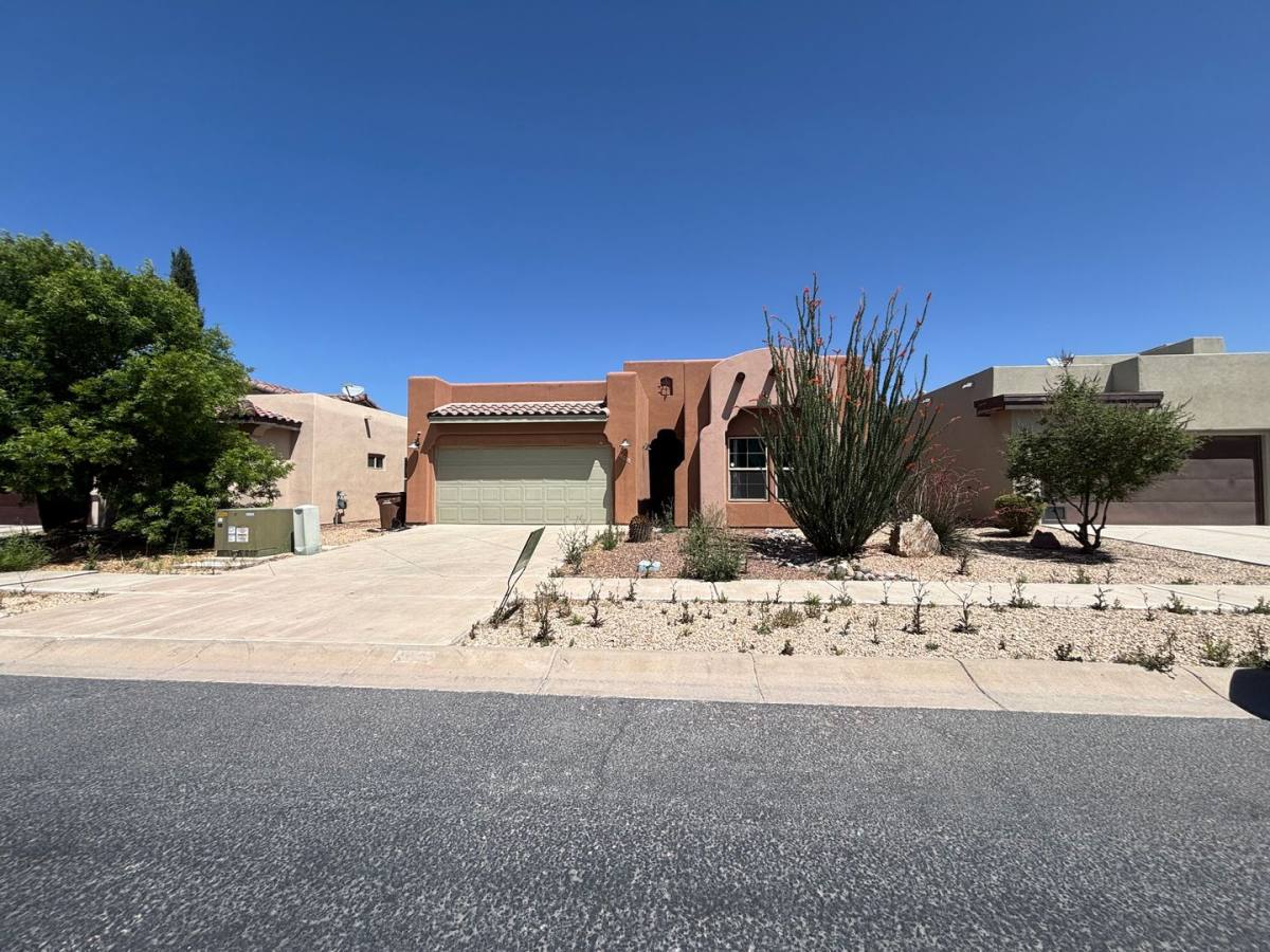 House for rent at 3635 Santa Cecilia Ave, Las Cruces, NM 88012