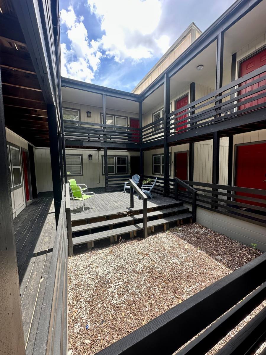 Apartment for rent at 1171 16th Ave S, Birmingham, AL 35205