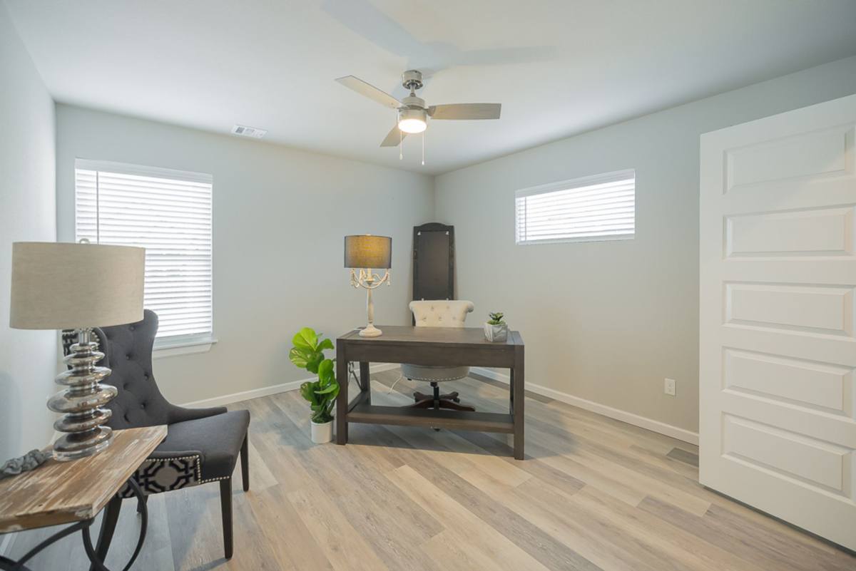 Townhouse for rent at 7902 S 33rd W Ave, Tulsa, OK 74132